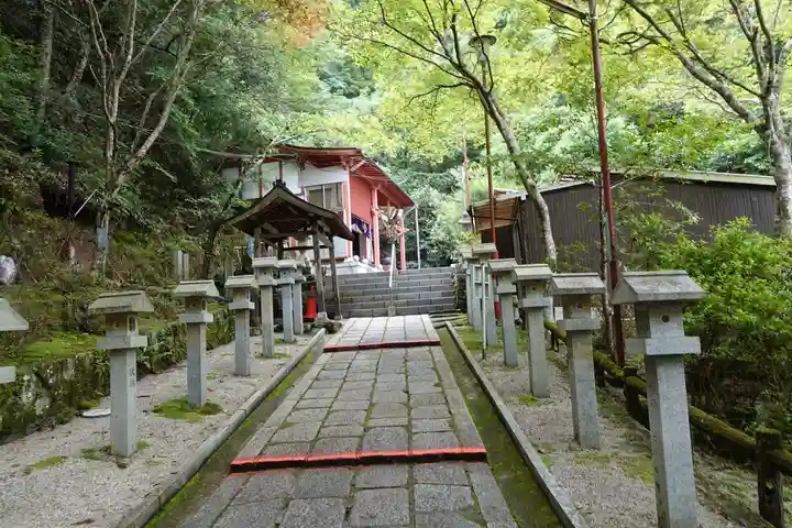 満願滝弁財天のその他建物