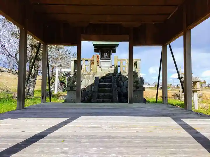 白髭社の本殿・本堂