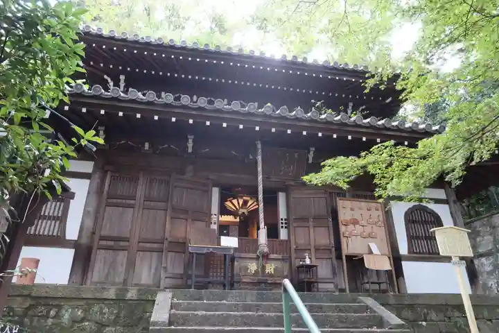 長楽寺の本殿・本堂