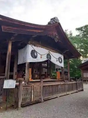土佐神社の本殿・本堂