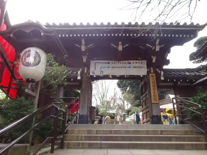 豊川稲荷東京別院の山門・神門