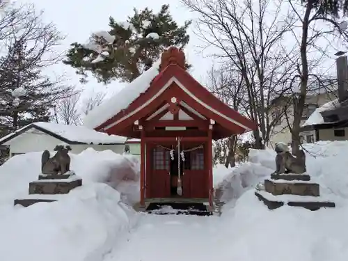 鷹栖神社の末社・摂社