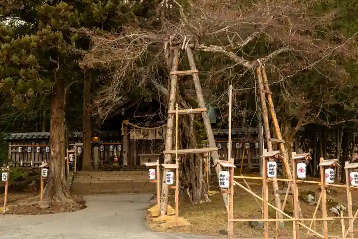 諏訪大社上社前宮(長野県)