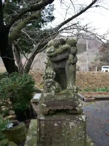 高司神社〜むすびの神の鎮まる社〜の狛犬