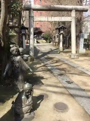 池尻稲荷神社の鳥居