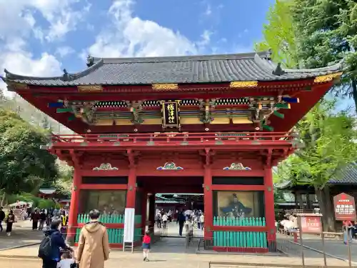 根津神社の山門・神門