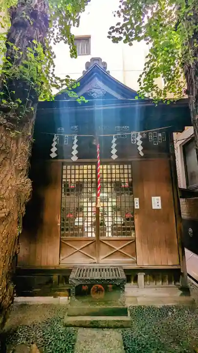 箭弓稲荷神社の本殿・本堂