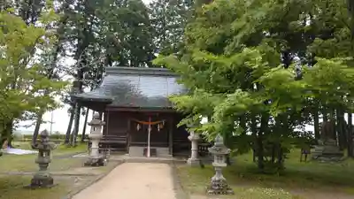 青山神社の本殿・本堂