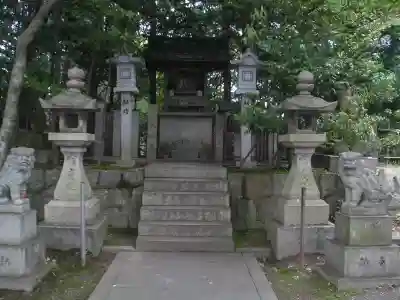 朝護孫子寺の末社・摂社
