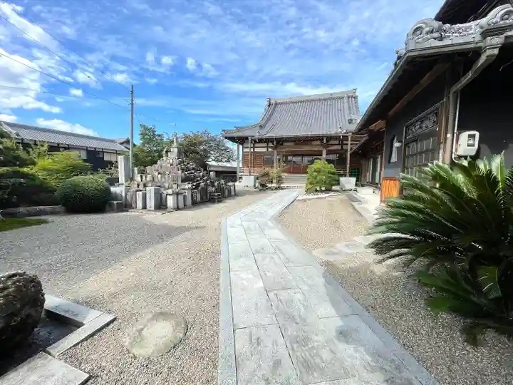 専念寺(三重県)