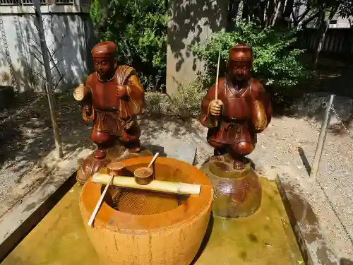 亀戸 香取神社の像