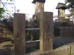 水神社の建物その他