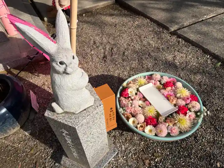 大御和神社の{uncategorized: "未分類", other: "その他", undefined: "問題あり", building: "その他建物", grave: "お墓", sacred_gate: "鳥居", guardian: "狛犬", statue: "像", buddha: "仏像", history: "歴史", nature: "自然", garden: "庭園", animal: "動物", pagoda: "塔", temizu: "手水舎", mountain_gate: "山門・神門", sanctuary: "本殿・本堂", subordinate: "末社・摂社", art: "芸術", scenery: "景色", jizo: "地蔵", ema: "絵馬", goshuin: "御朱印", omikuji: "おみくじ", items: "授与品その他", amulet: "お守り", goshuincho: "御朱印帳", eats: "食事", festival: "お祭り", votive_dance: "神楽", shichigosan: "七五三参", wedding: "結婚式", experience: "体験その他", initially: "初詣", around: "周辺", anti_infection: "感染症対策"}