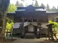 新海三社神社の本殿・本堂