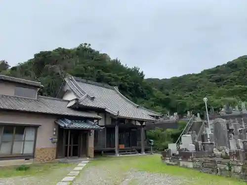 安立寺の本殿・本堂