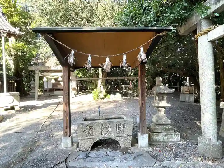 白髭神社の手水舎