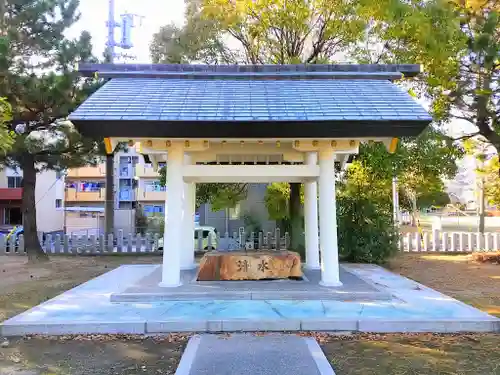 神明社（春田野神明社）の手水舎