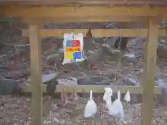 手接足尾神社の建物その他