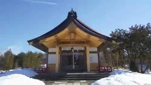 早来神社の本殿