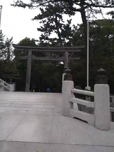 寒川神社の鳥居