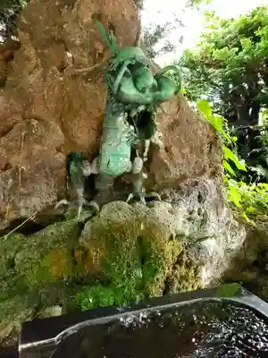 石母田 三吉神社の手水舎
