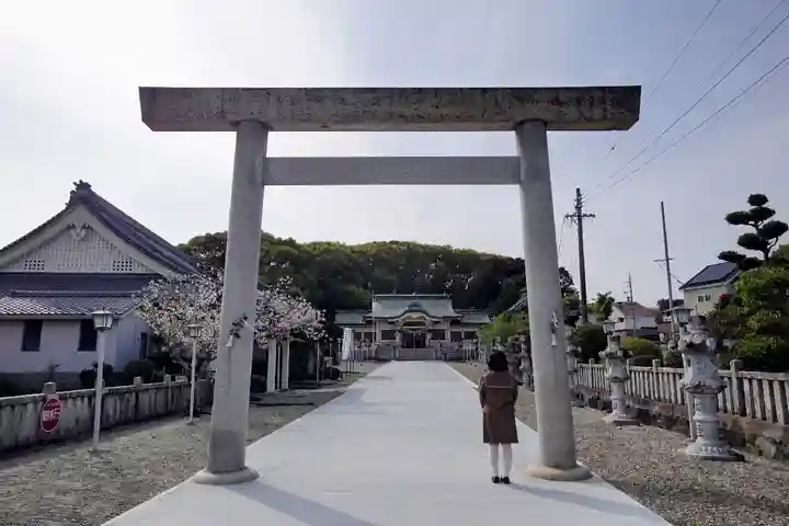 白鳥神社の鳥居