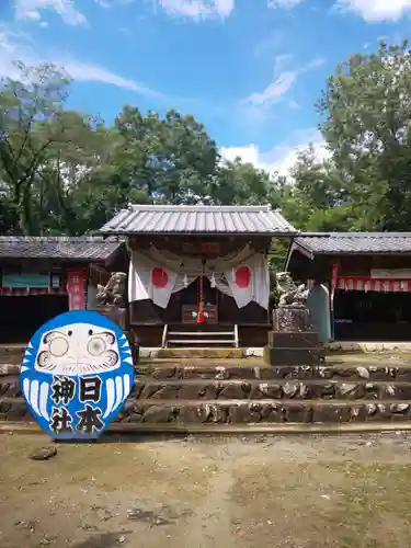 日本神社の本殿