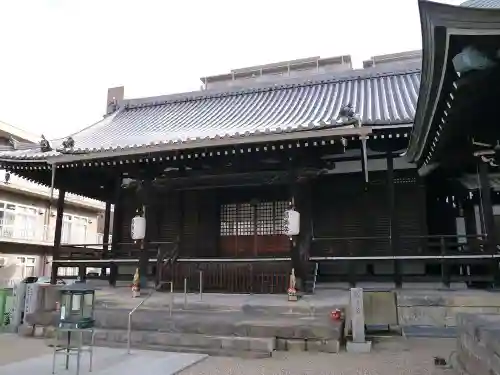 鶴満寺の本殿