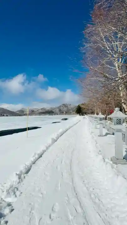 赤城神社の{uncategorized: "未分類", other: "その他", undefined: "問題あり", building: "その他建物", grave: "お墓", sacred_gate: "鳥居", guardian: "狛犬", statue: "像", buddha: "仏像", history: "歴史", nature: "自然", garden: "庭園", animal: "動物", pagoda: "塔", temizu: "手水舎", mountain_gate: "山門・神門", sanctuary: "本殿・本堂", subordinate: "末社・摂社", art: "芸術", scenery: "景色", jizo: "地蔵", ema: "絵馬", goshuin: "御朱印", omikuji: "おみくじ", items: "授与品その他", amulet: "お守り", goshuincho: "御朱印帳", eats: "食事", festival: "お祭り", votive_dance: "神楽", shichigosan: "七五三参", wedding: "結婚式", experience: "体験その他", initially: "初詣", around: "周辺", anti_infection: "感染症対策"}