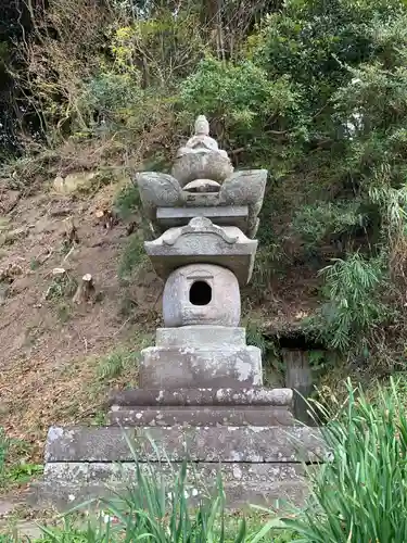 万願寺堂の塔