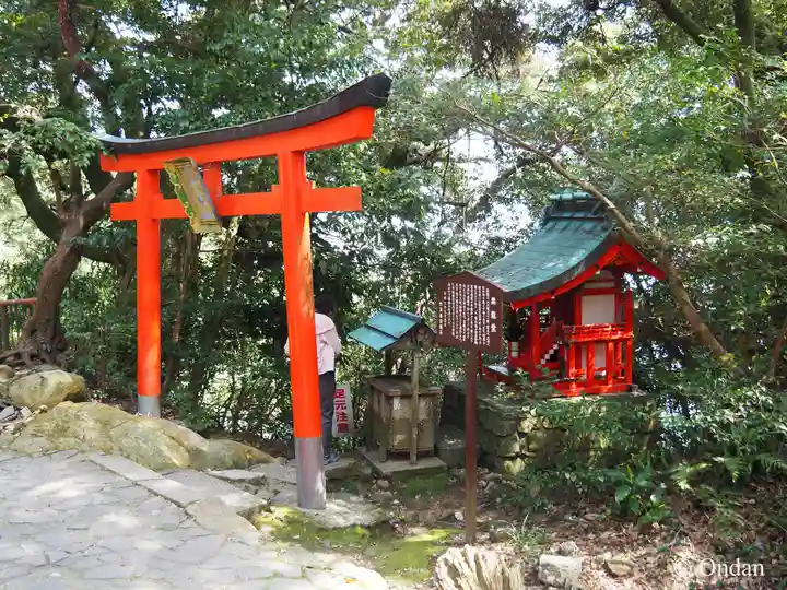 竹生島神社(都久夫須麻神社)(滋賀県)