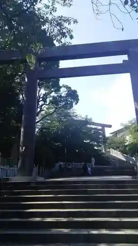 伊勢山皇大神宮の鳥居