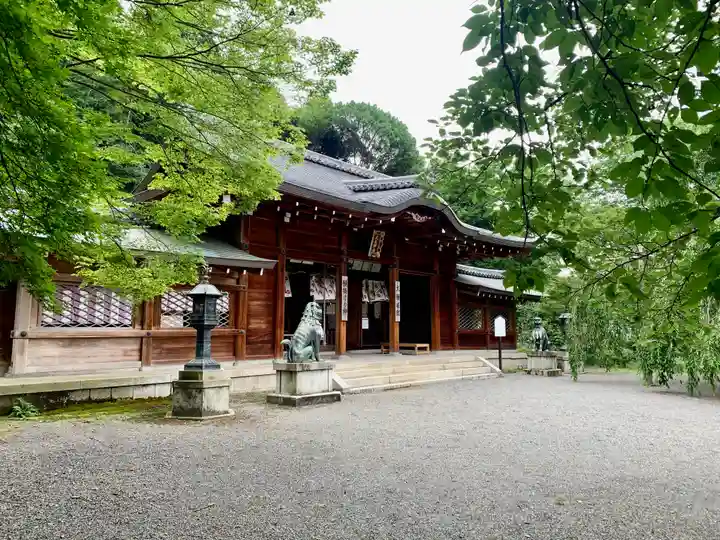 大石神社の本殿・本堂