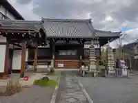 聞名寺の本殿・本堂