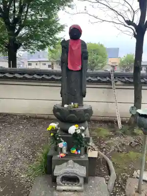 蓮馨寺の{uncategorized: "未分類", other: "その他", undefined: "問題あり", building: "その他建物", grave: "お墓", sacred_gate: "鳥居", guardian: "狛犬", statue: "像", buddha: "仏像", history: "歴史", nature: "自然", garden: "庭園", animal: "動物", pagoda: "塔", temizu: "手水舎", mountain_gate: "山門・神門", sanctuary: "本殿・本堂", subordinate: "末社・摂社", art: "芸術", scenery: "景色", jizo: "地蔵", ema: "絵馬", goshuin: "御朱印", omikuji: "おみくじ", items: "授与品その他", amulet: "お守り", goshuincho: "御朱印帳", eats: "食事", festival: "お祭り", votive_dance: "神楽", shichigosan: "七五三参", wedding: "結婚式", experience: "体験その他", initially: "初詣", around: "周辺", anti_infection: "感染症対策"}