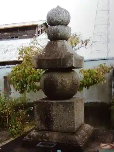 泉橋寺の塔