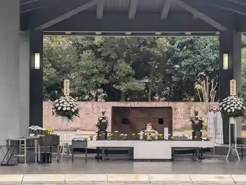 千鳥ヶ淵戦没者墓苑(東京都)