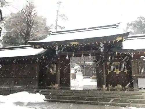 荻窪八幡神社の山門・神門