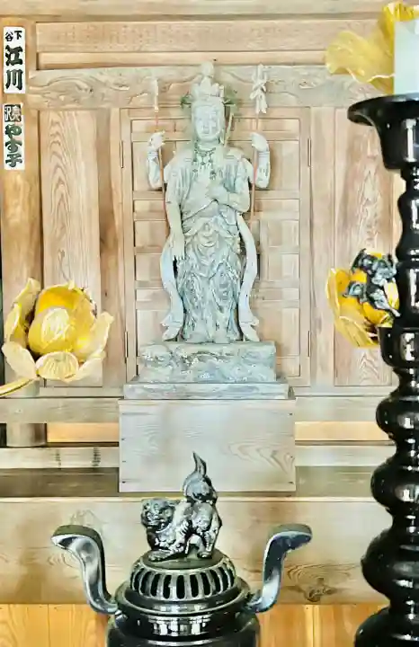 清水寺の{uncategorized: "未分類", other: "その他", undefined: "問題あり", building: "その他建物", grave: "お墓", sacred_gate: "鳥居", guardian: "狛犬", statue: "像", buddha: "仏像", history: "歴史", nature: "自然", garden: "庭園", animal: "動物", pagoda: "塔", temizu: "手水舎", mountain_gate: "山門・神門", sanctuary: "本殿・本堂", subordinate: "末社・摂社", art: "芸術", scenery: "景色", jizo: "地蔵", ema: "絵馬", goshuin: "御朱印", omikuji: "おみくじ", items: "授与品その他", amulet: "お守り", goshuincho: "御朱印帳", eats: "食事", festival: "お祭り", votive_dance: "神楽", shichigosan: "七五三参", wedding: "結婚式", experience: "体験その他", initially: "初詣", around: "周辺", anti_infection: "感染症対策"}