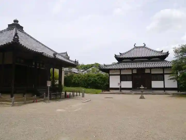 法起寺の庭園