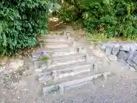 檜山神社(建部大社境外末社)の{uncategorized: "未分類", other: "その他", undefined: "問題あり", building: "その他建物", grave: "お墓", sacred_gate: "鳥居", guardian: "狛犬", statue: "像", buddha: "仏像", history: "歴史", nature: "自然", garden: "庭園", animal: "動物", pagoda: "塔", temizu: "手水舎", mountain_gate: "山門・神門", sanctuary: "本殿・本堂", subordinate: "末社・摂社", art: "芸術", scenery: "景色", jizo: "地蔵", ema: "絵馬", goshuin: "御朱印", omikuji: "おみくじ", items: "授与品その他", amulet: "お守り", goshuincho: "御朱印帳", eats: "食事", festival: "お祭り", votive_dance: "神楽", shichigosan: "七五三参", wedding: "結婚式", experience: "体験その他", initially: "初詣", around: "周辺", anti_infection: "感染症対策"}