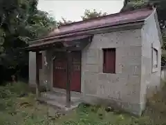 立岩神社の建物その他