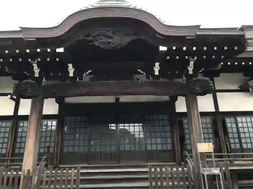 実相寺の本殿・本堂