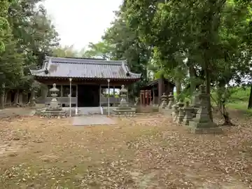 若一神社の本殿・本堂