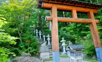 開拓神社(紅櫻公園)の鳥居
