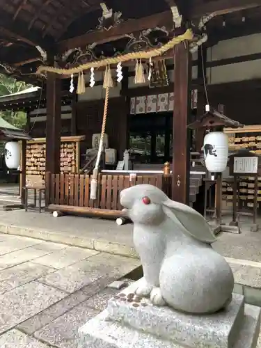 岡崎神社の狛犬