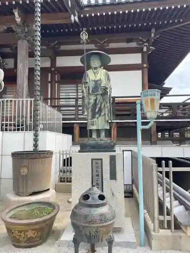 多聞寺の{uncategorized: "未分類", other: "その他", undefined: "問題あり", building: "その他建物", grave: "お墓", sacred_gate: "鳥居", guardian: "狛犬", statue: "像", buddha: "仏像", history: "歴史", nature: "自然", garden: "庭園", animal: "動物", pagoda: "塔", temizu: "手水舎", mountain_gate: "山門・神門", sanctuary: "本殿・本堂", subordinate: "末社・摂社", art: "芸術", scenery: "景色", jizo: "地蔵", ema: "絵馬", goshuin: "御朱印", omikuji: "おみくじ", items: "授与品その他", amulet: "お守り", goshuincho: "御朱印帳", eats: "食事", festival: "お祭り", votive_dance: "神楽", shichigosan: "七五三参", wedding: "結婚式", experience: "体験その他", initially: "初詣", around: "周辺", anti_infection: "感染症対策"}