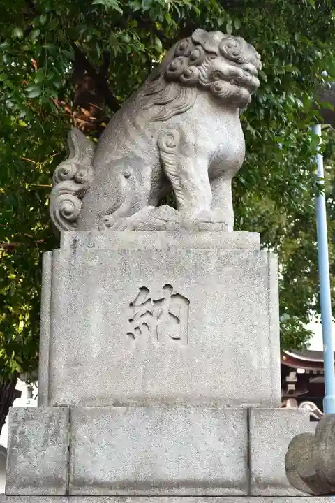 諏訪神社の狛犬