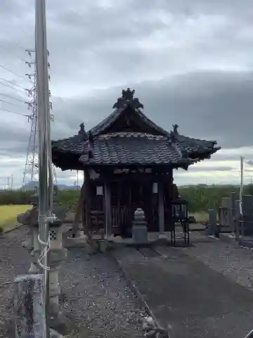 めぐみ地蔵尊の本殿・本堂