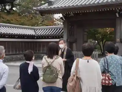 普元寺の山門・神門